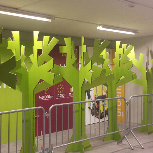 Visuele communicatie - Kartonnen bomen