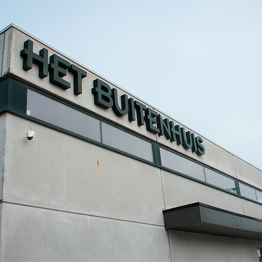 Lichtreclame-Het Buitenhuis